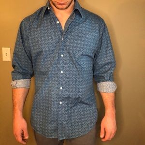 Bergamo New York Men's RETRO Button Down (SIZE LARGE)